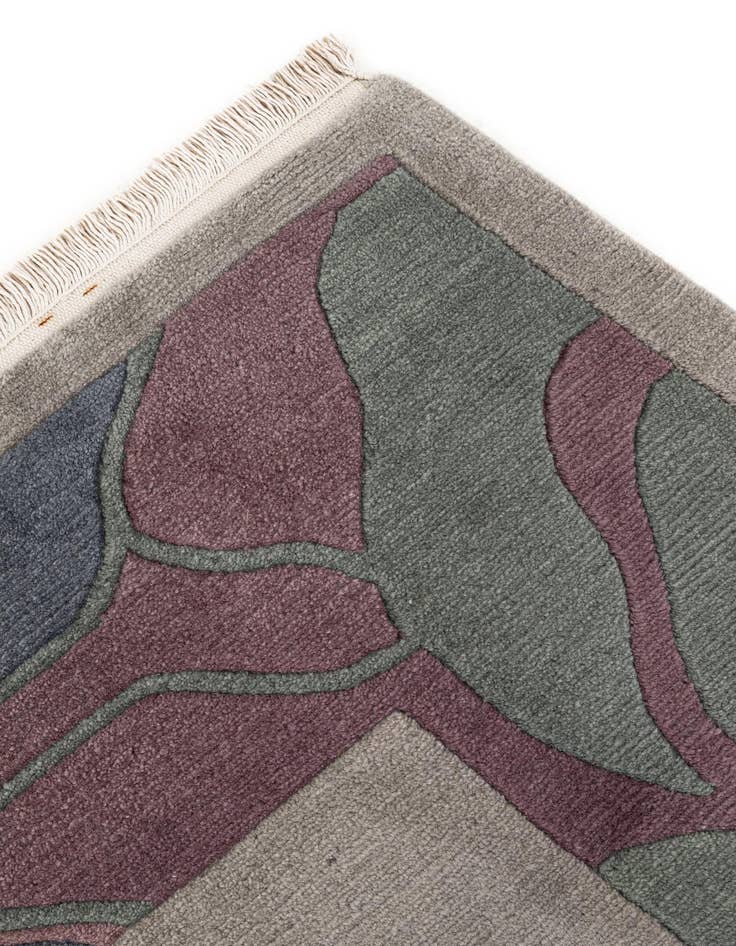 Detail image of  9' 11 x 13'  Hand Knotted Tibet Wool Rug