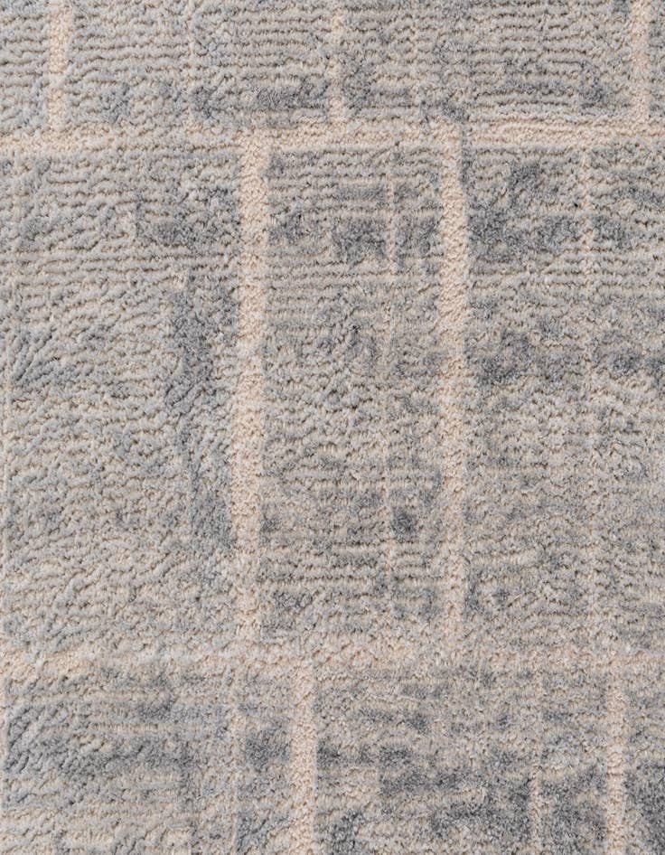 Detail image of Jill Zarin 5' x 7' 2 Uptown Rug