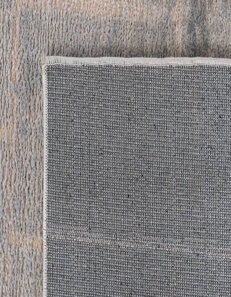 Detail image of Jill Zarin 5' x 7' 2 Uptown Rug