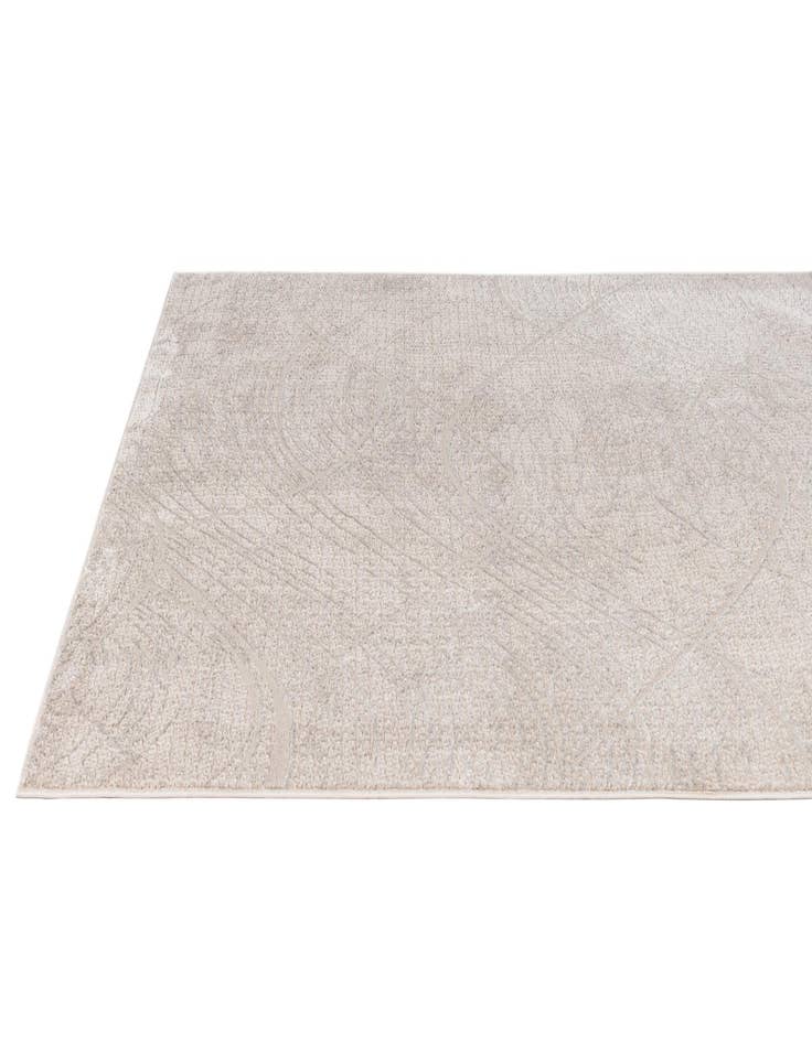 Detail image of Jill Zarin 5' 2 x 7' 5 Uptown Rug