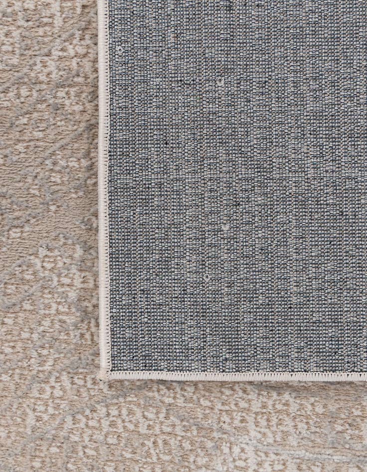 Detail image of Jill Zarin 5' 2 x 7' 5 Uptown Rug