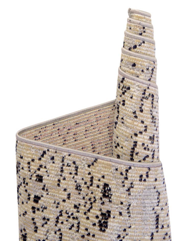 Detail image of  4' x 4' Amulet Round Rug