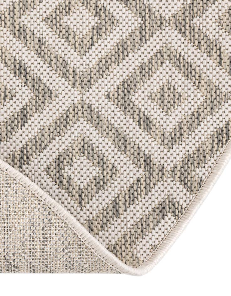 Detail image of  6' 7 x 6' 7  Washable Jill Zarin Costa Rica Indoor / Outdoor Round Rug