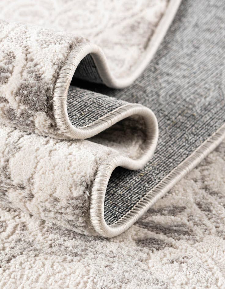 Detail image of  8' x 8' Modern Classical Round Rug