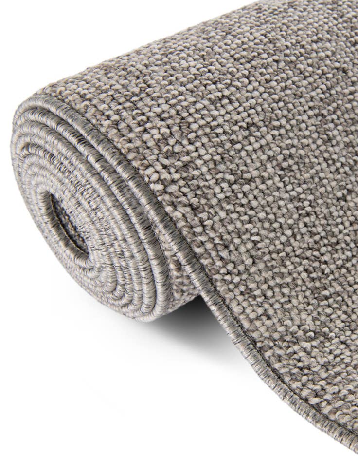 Detail image of  7' 10 x 7' 10  Washable Solid Indoor / Outdoor Round Rug