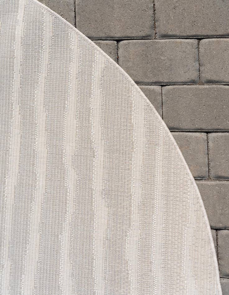 Detail image of  8' x 8'  Washable Sabrina Soto Ola Indoor / Outdoor Round Rug