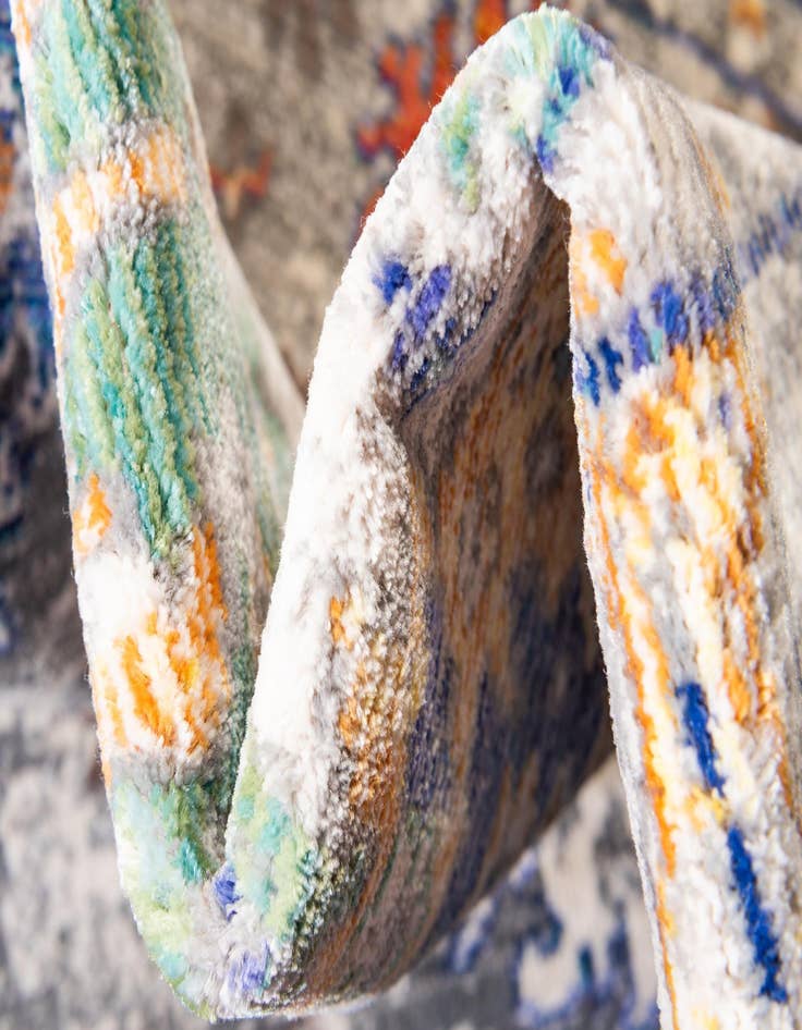 Detail image of  2' 7 x 9' 10 Alexis Runner Rug