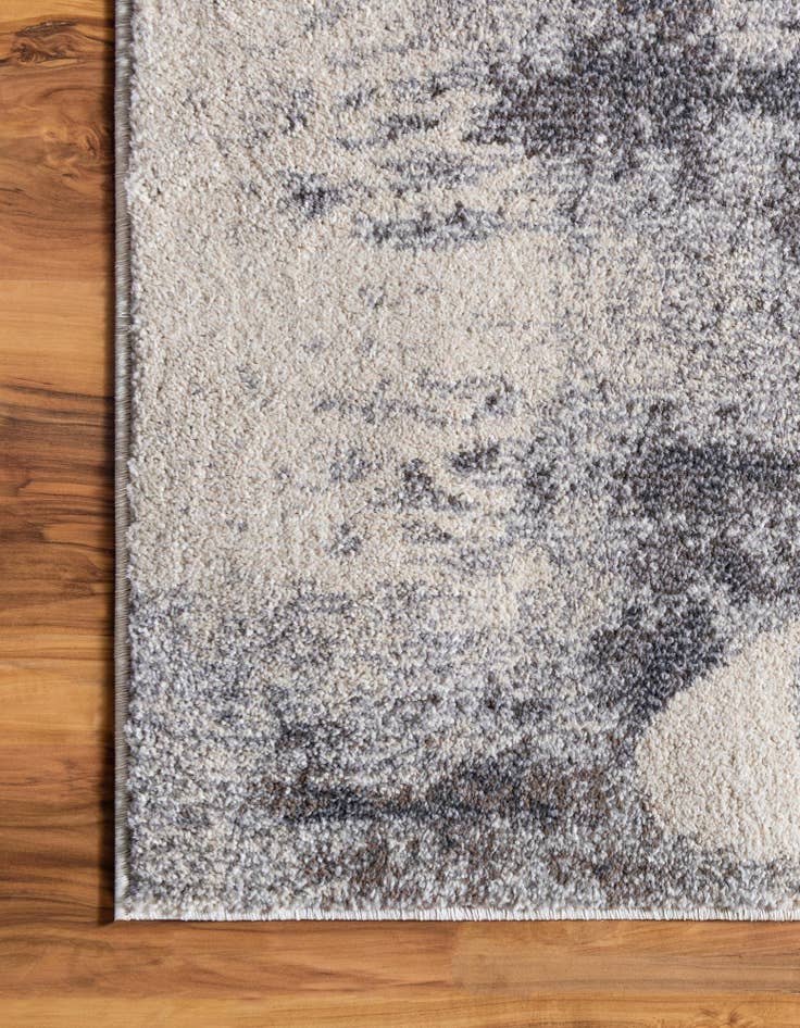 Detail image of  2' 7 x 10'  Washable Amalfi Runner Rug