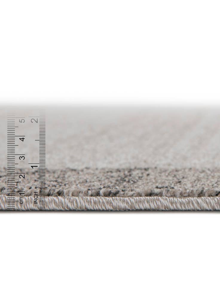 Detail image of  2' 7 x 10' Angelica Runner Rug