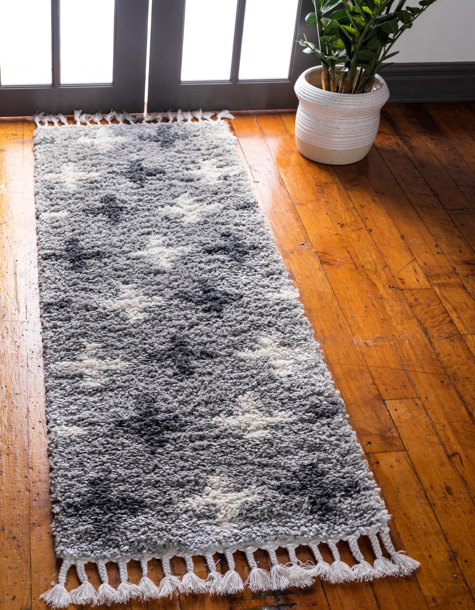  2' 2 x 6' Athena Shag Runner Rug