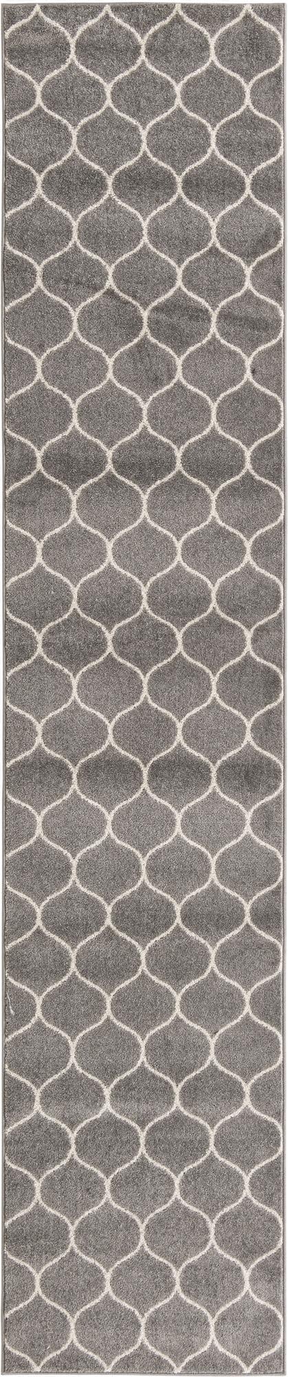  2' 6 x 12' Lattice Frieze Runner Rug