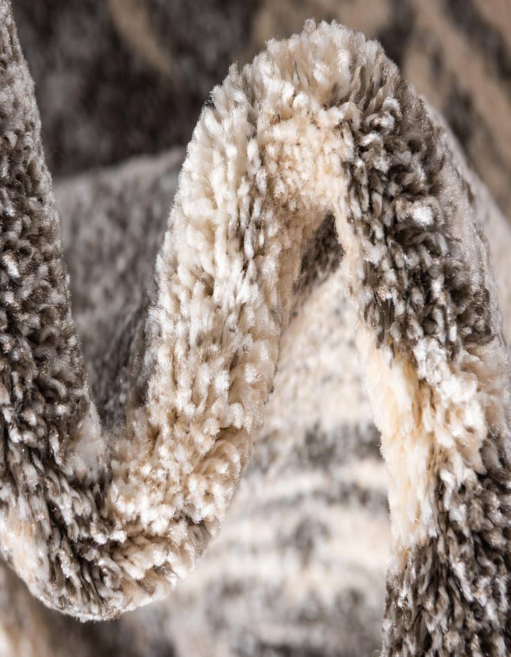 Detail image of  2' x 6' Lattice Runner Rug