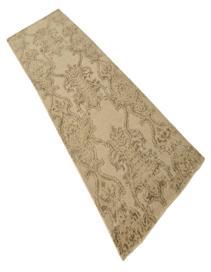 Detail image of  2' 10 x 8' 8  Hand Knotted Luna Runner Rug