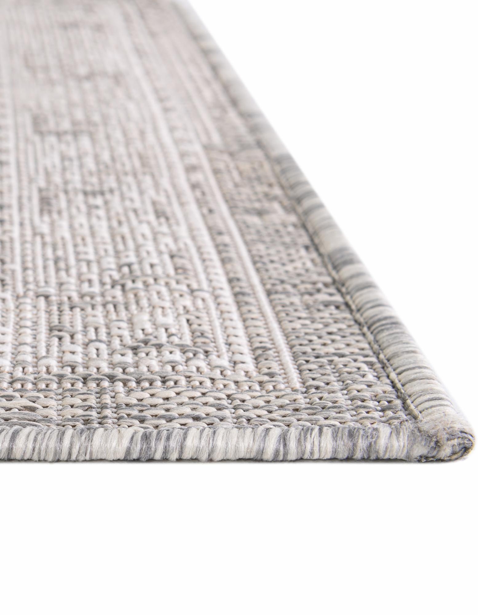 Light Gray 2' x 7' 10 Aztec Indoor / Outdoor Runner Rug | Rugs.com