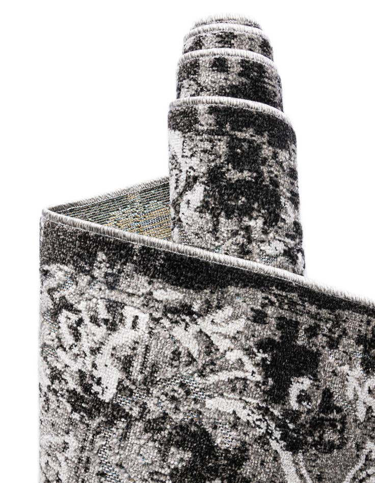 Detail image of  2' x 6'  Washable Botanical Indoor / Outdoor Runner Rug