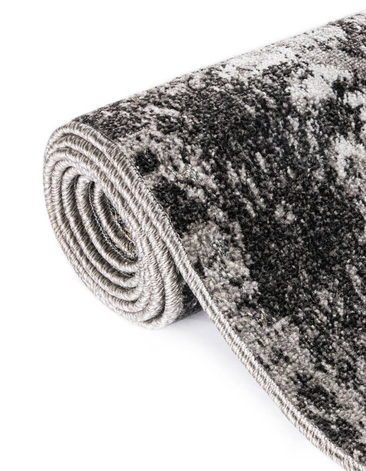 Detail image of  2' x 6'  Washable Botanical Indoor / Outdoor Runner Rug