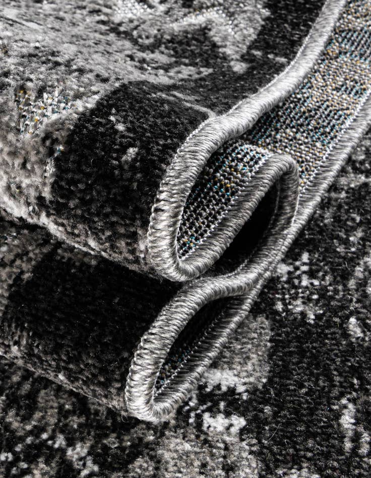 Detail image of  2' x 6'  Washable Botanical Indoor / Outdoor Runner Rug