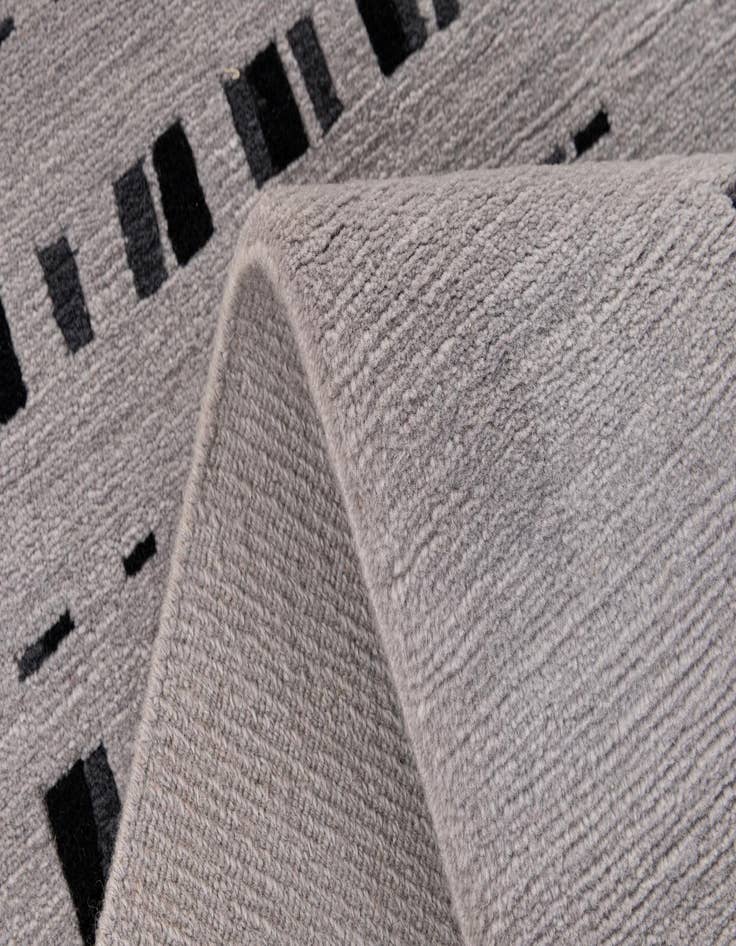 Detail image of  2' 9 x 9' 7  Hand Knotted Tibet Wool Runner Rug