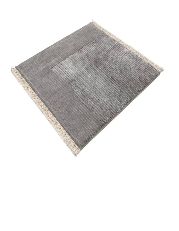 Detail image of  2' 7 x 2' 7  Hand Knotted Darya Wool Square Rug