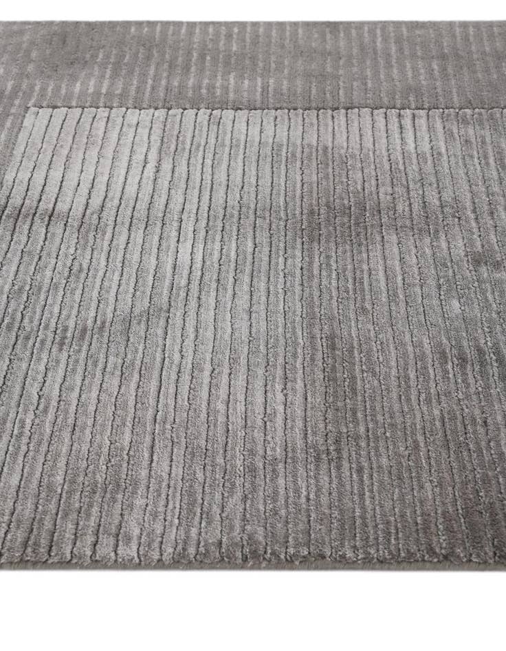 Detail image of  2' 7 x 2' 7  Hand Knotted Darya Wool Square Rug