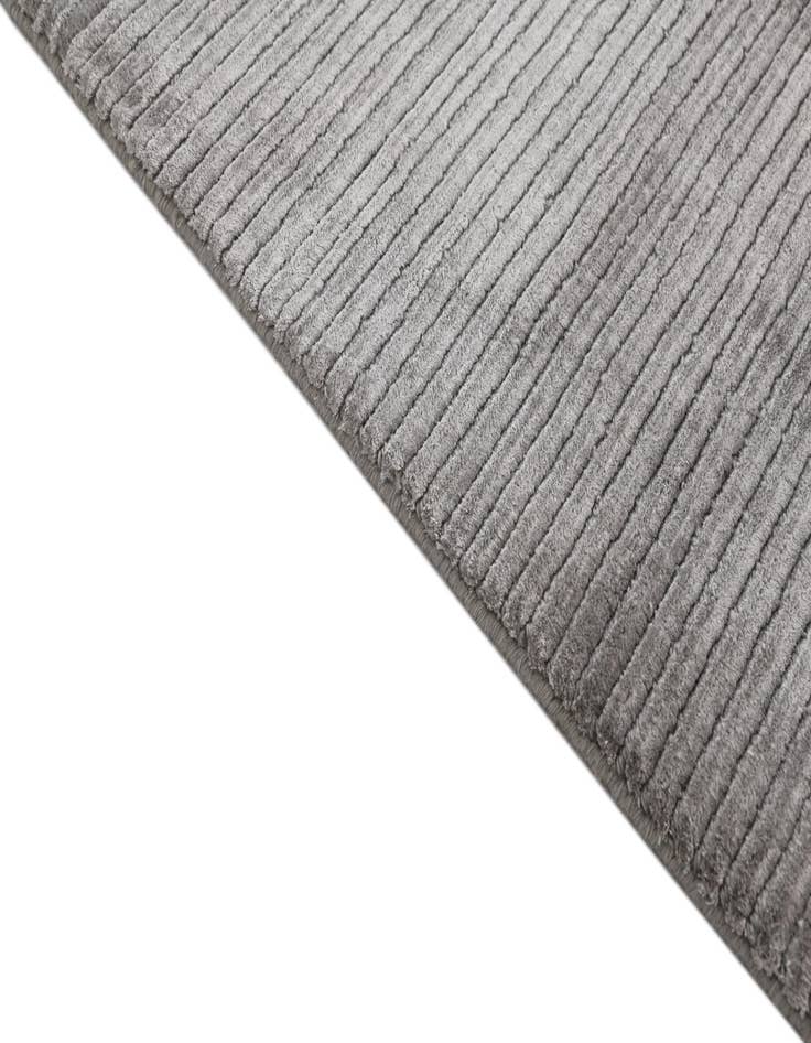 Detail image of  2' 7 x 2' 7  Hand Knotted Darya Wool Square Rug