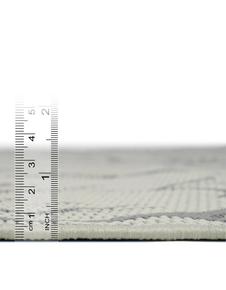 Detail image of  6' x 6'  Washable Botanical Indoor / Outdoor Square Rug