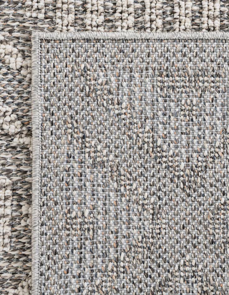 Detail image of  7' 10 x 7' 10  Washable Lattice Indoor / Outdoor Square Rug