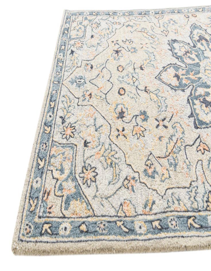 Detail image of  3' 7 x 5' 7 Agra Rug