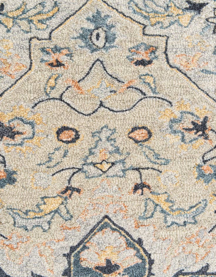 Detail image of  3' 7 x 5' 7 Agra Rug