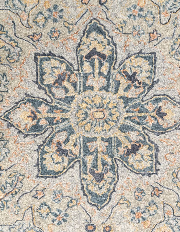 Detail image of  3' 7 x 5' 7 Agra Rug