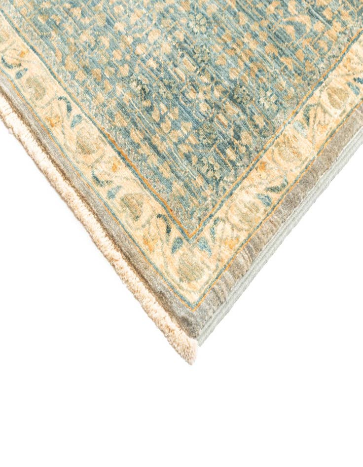 Detail image of  8' 2 x 9' 9  Hand Knotted Amina Rug