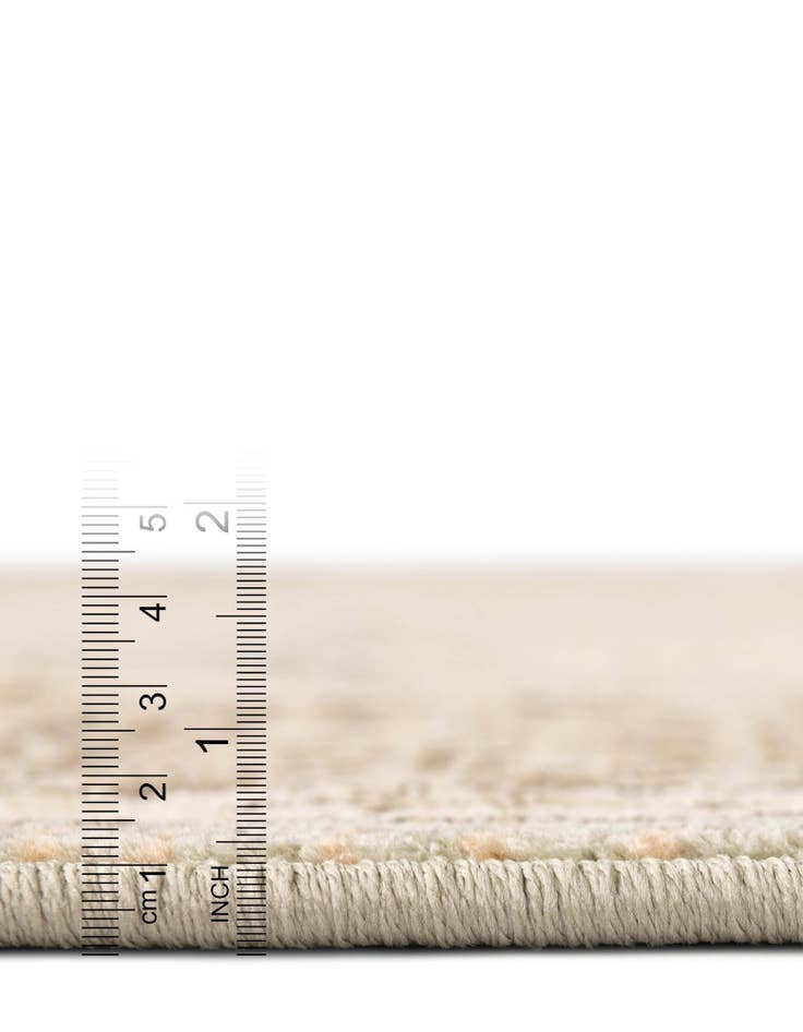 Detail image of  6' x 9' Amina Rug