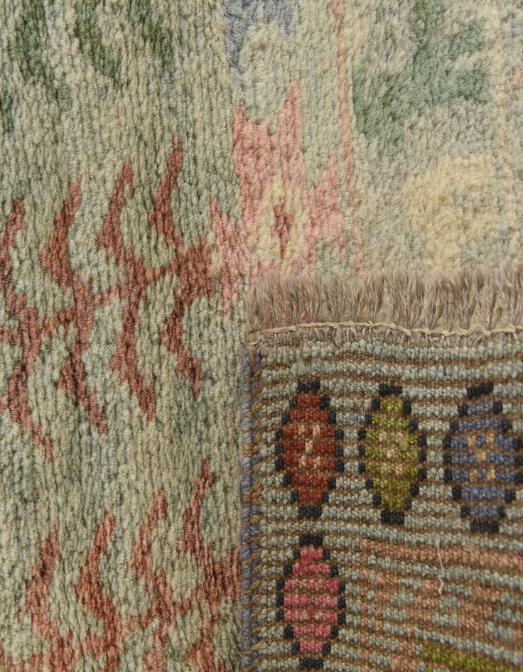 Detail image of  4' x 6'  Hand Knotted Ariana Ziegler Wool Rug