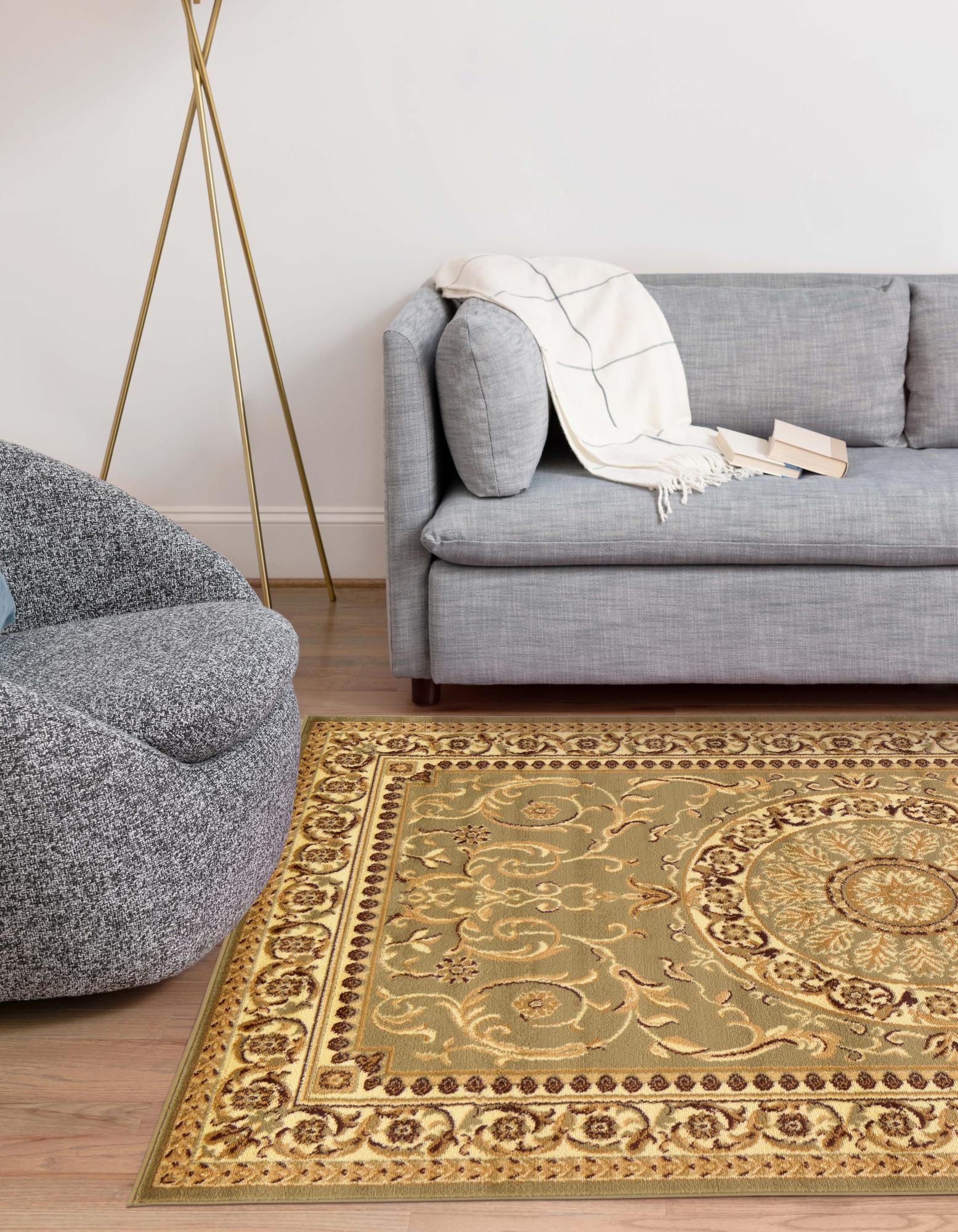 Light Green 10' x 13' Chateau Rug | Rugs.com