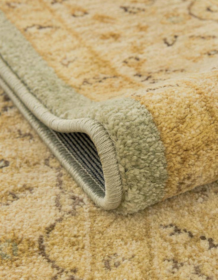 Detail image of  7' x 10' Chelsea Rug