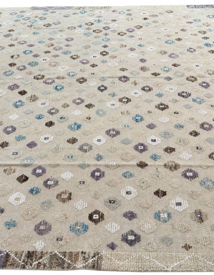 Detail image of  8' 10 x 12'  Hand Knotted Darya Wool Rug