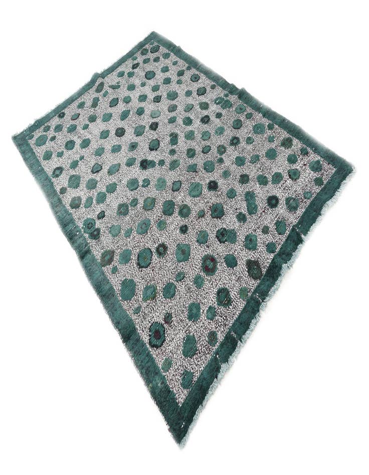 Detail image of  5' x 7'  Hand Knotted Darya Wool Rug