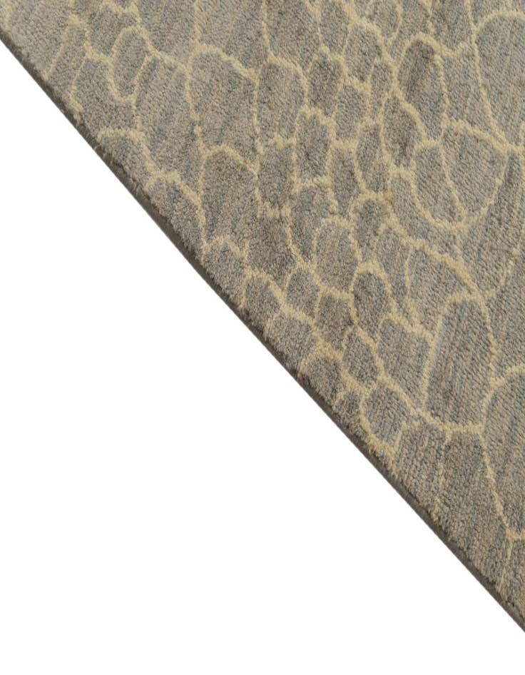 Detail image of  5' 8 x 7' 10  Hand Knotted Darya Wool Rug