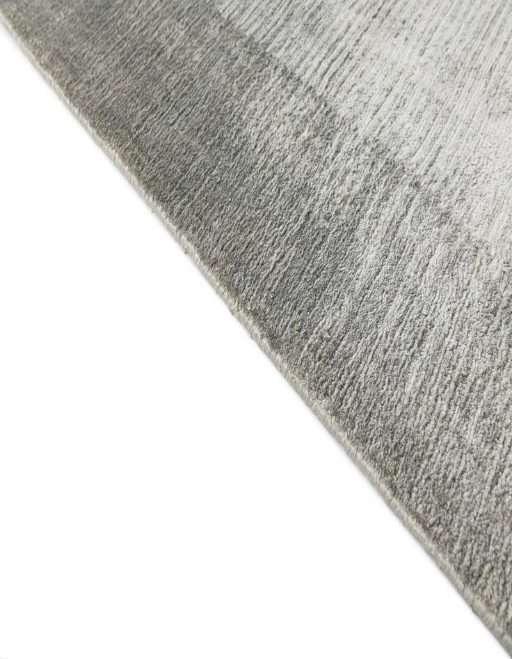 Detail image of  5' 7 x 7' 10  Hand Knotted Darya Wool Rug