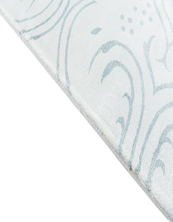 Detail image of  6' 7 x 9' 10  Hand Knotted Darya Wool Rug