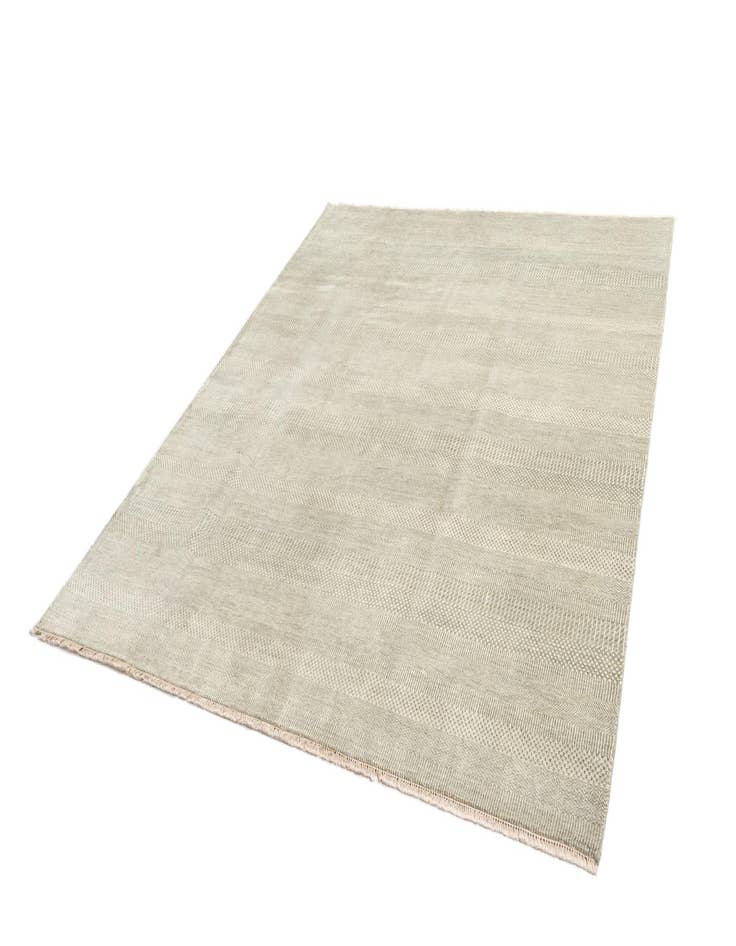 Detail image of  8' x 10' Kamla Wool Rug