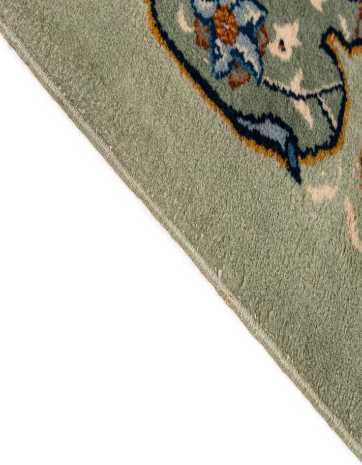 Detail image of  8' 10 x 11' 10  Hand Knotted Kashan Persian Wool Rug