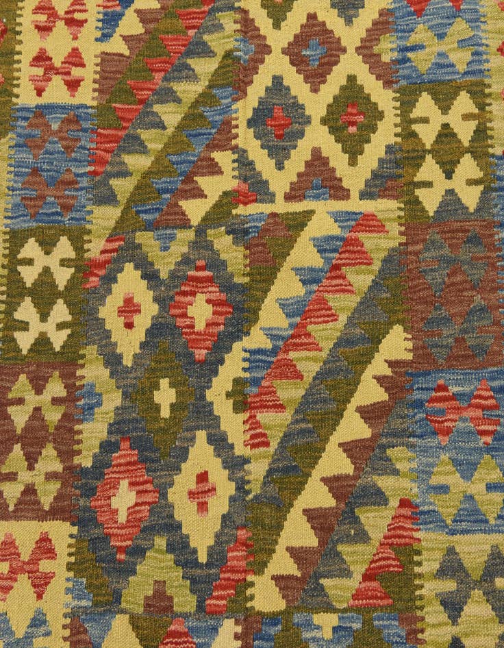 Detail image of  3' 11 x 6' 4  Hand Woven Kilim Maymana Wool Rug
