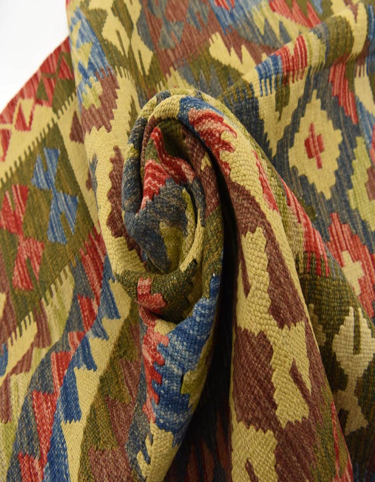 Detail image of  3' 11 x 6' 4  Hand Woven Kilim Maymana Wool Rug