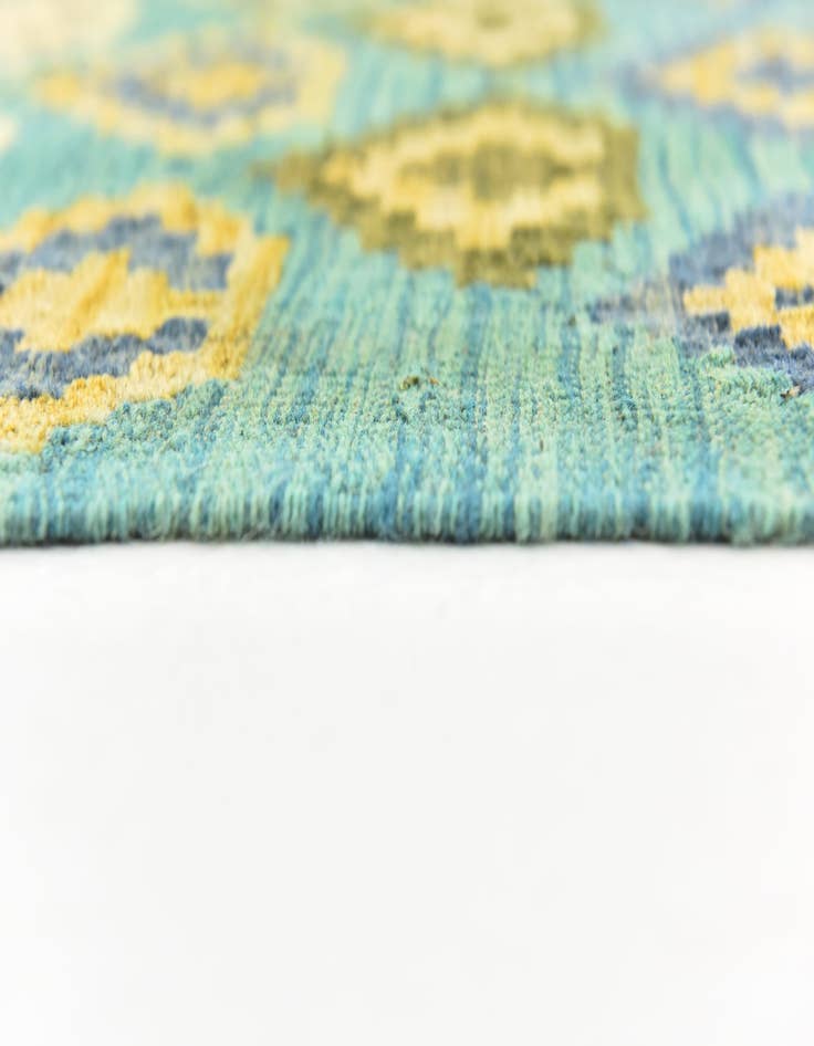 Detail image of  7' x 9' 6  Hand Woven Kilim Modern Wool Rug