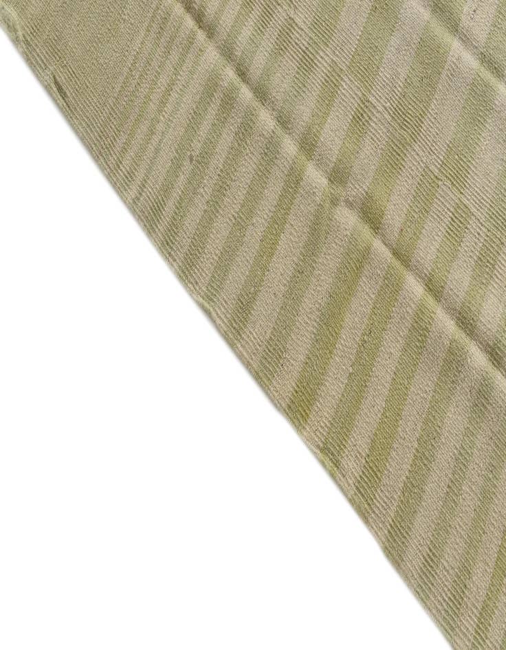 Detail image of  5' x 6' 5  Hand Woven Kilim Modern Wool Rug