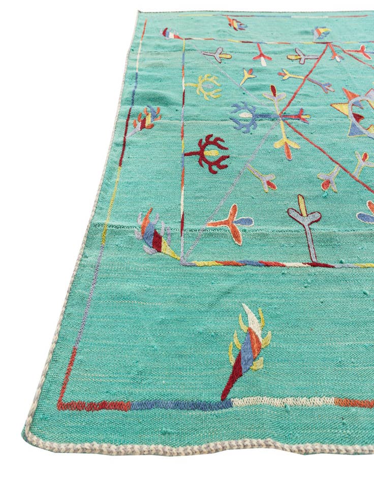 Detail image of  5' x 6' 5  Hand Woven Kilim Suzani Wool Rug