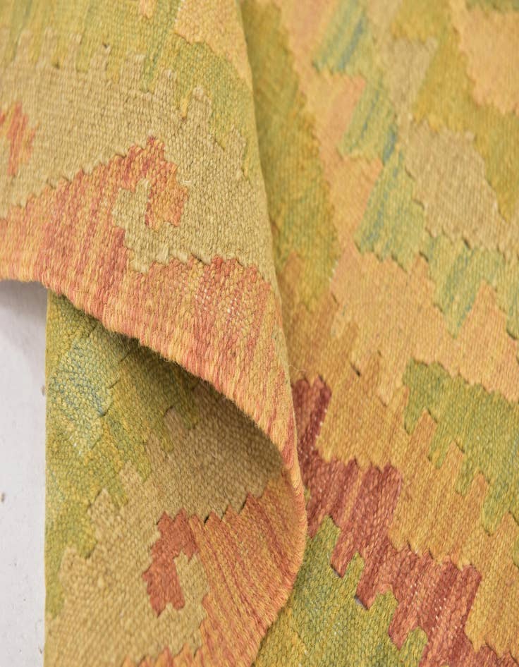 Detail image of 3' x 4' 3 Hand Woven Kilim Waziri Wool Rug