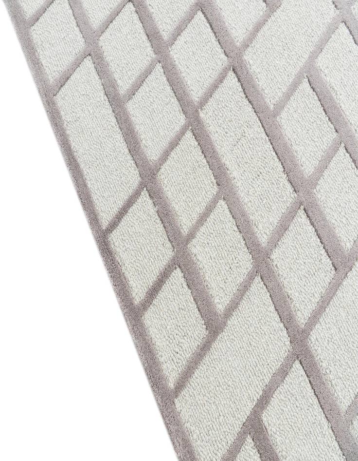 Detail image of  5' 3 x 7' 6 Luna Rug