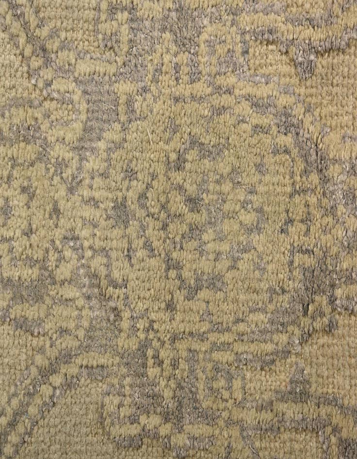 Detail image of  6' 2 x 9' 3  Hand Knotted Luna Rug